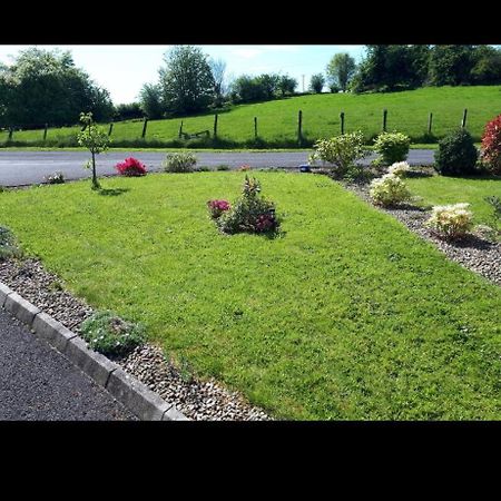 Swift Half Apartment Ballyconnell  Bagian luar foto